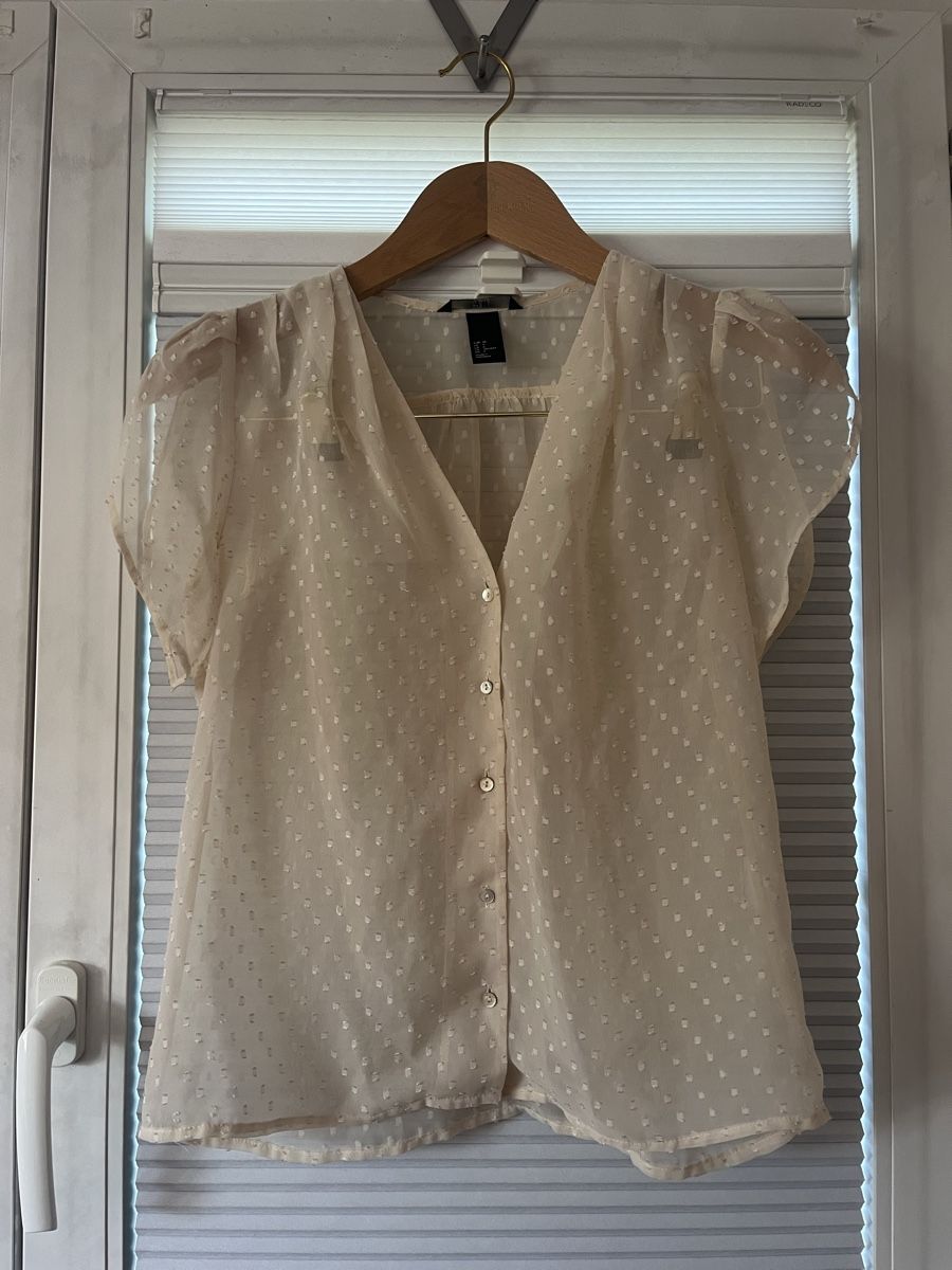 H&M Blusen: Bluse H&M Grösse 36, creme – Gebraucht aus Stadel von Comporta