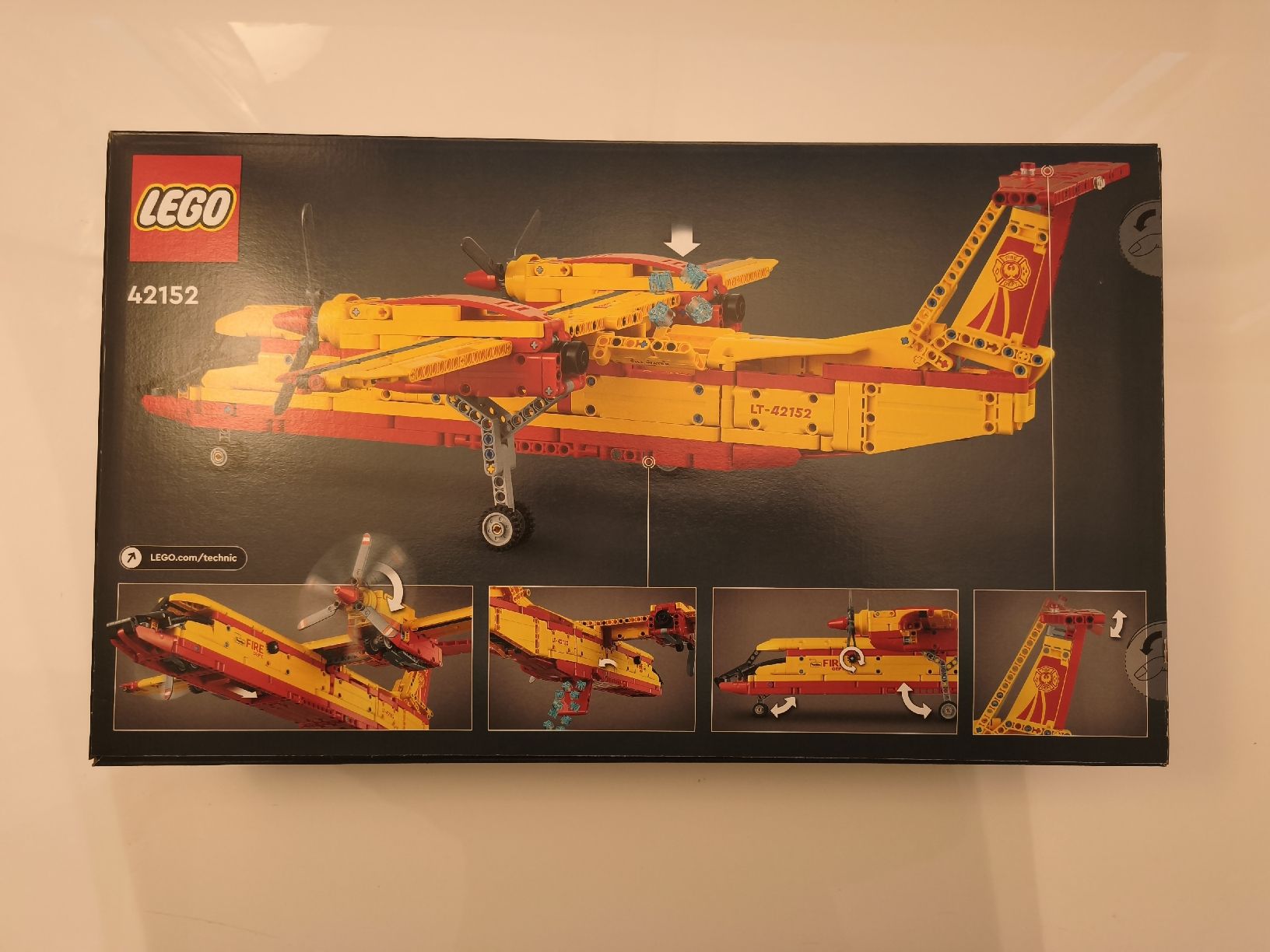 Lego Jeux de construction: LEGO Technic Löschflugzeug 42152 – Neuf (Voir description) à Rüfenacht BE par Morfius 1