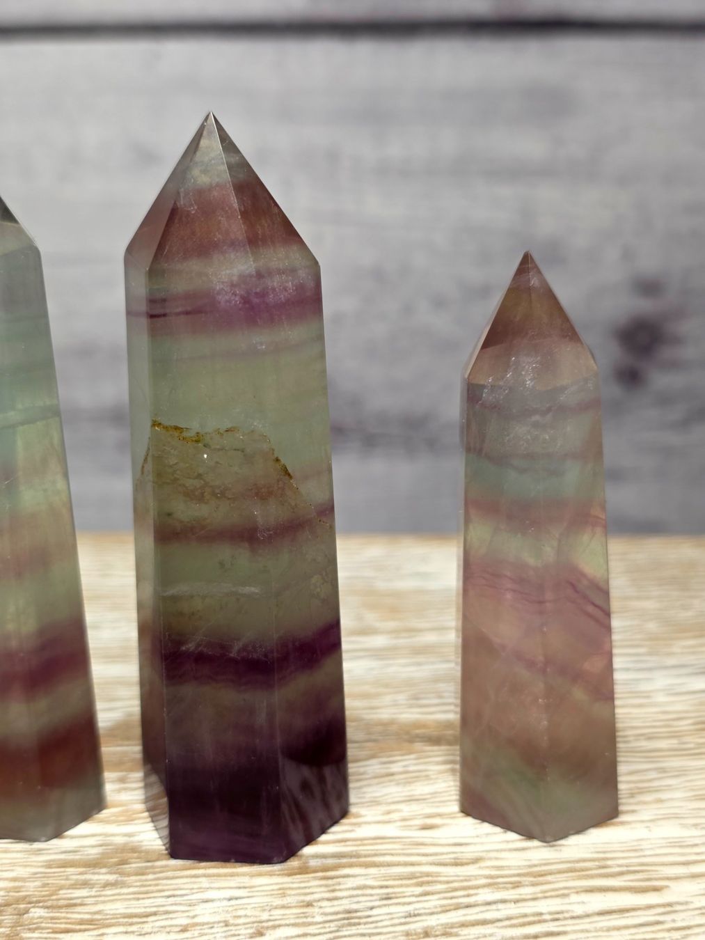 Mineralien & Heilsteine: 5 Regenbogen Fluorit Obelisken 292g – Neu und originalverpackt aus Matzingen von Shay_Crystalz 2