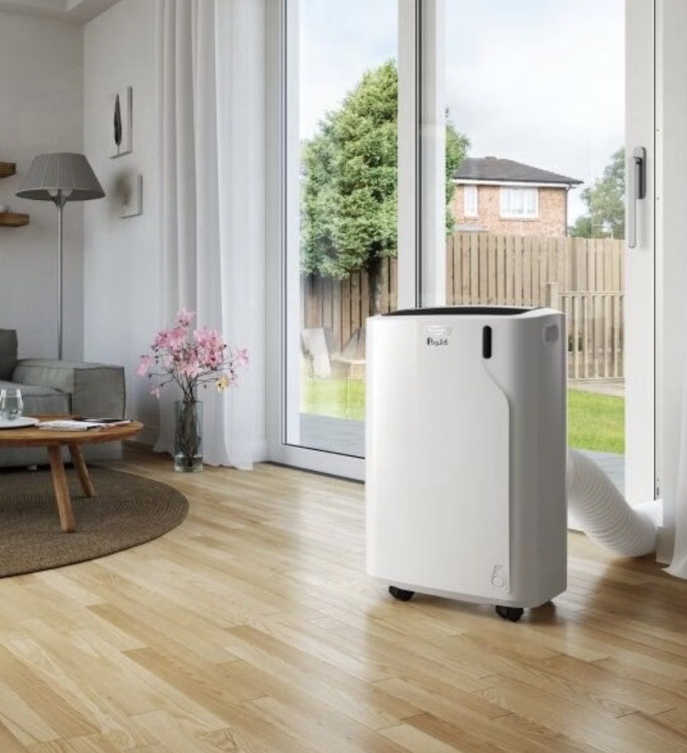 De'Longhi Condizionatori: De'Longhi PAC EM90 Silent – Nuovo (secondo la descrizione) da Zürich venduto da pfe_k8sw 6