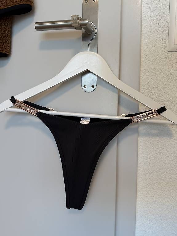 Costumi da bagno & Bikini: Bikini Hose Lounge Wear – Usato da Bleienbach venduto da Chi_Cari