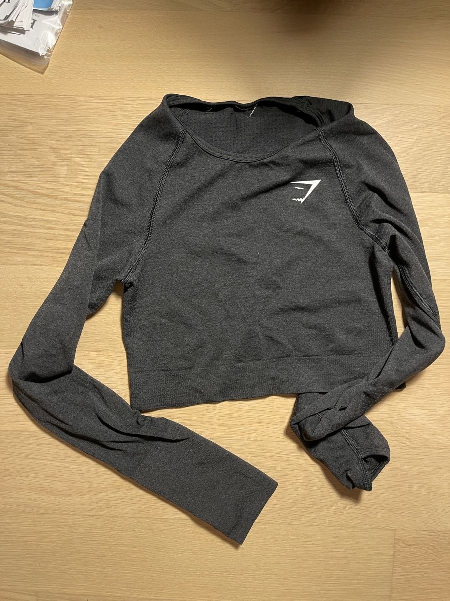 Gymshark Lotti di vestiti: Gymshark Set – Usato da Neuhausen am Rheinfall venduto da nifi.plants 1