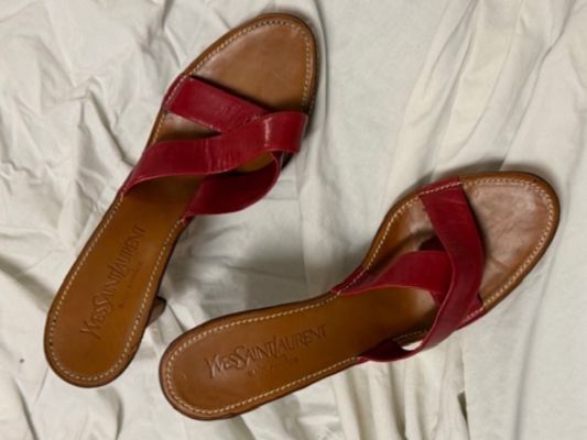 Saint Laurent Scarpe da donna: Schuhe YSL – Usato da Zürich venduto da bet_m5kn 1