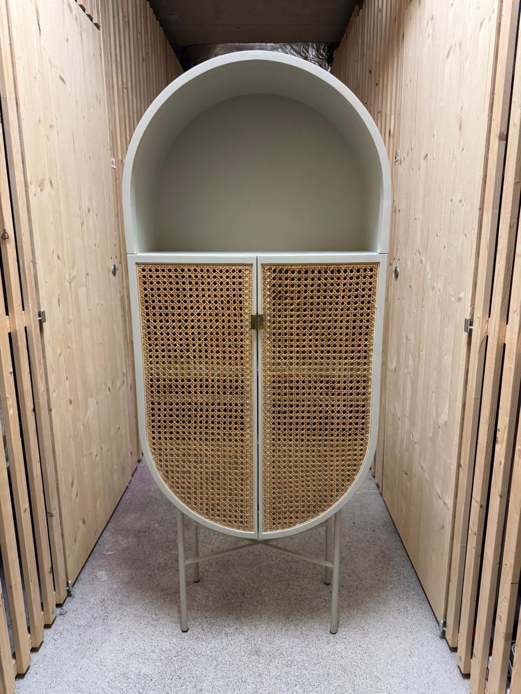 Credenze: Buffet ovale – Usato da Chêne-Bougeries venduto da nat_hv99