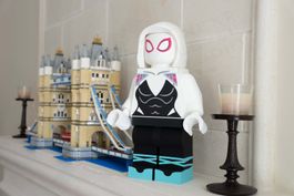 XXL Spider-Gwen Figur – ca. 30 cm hoch