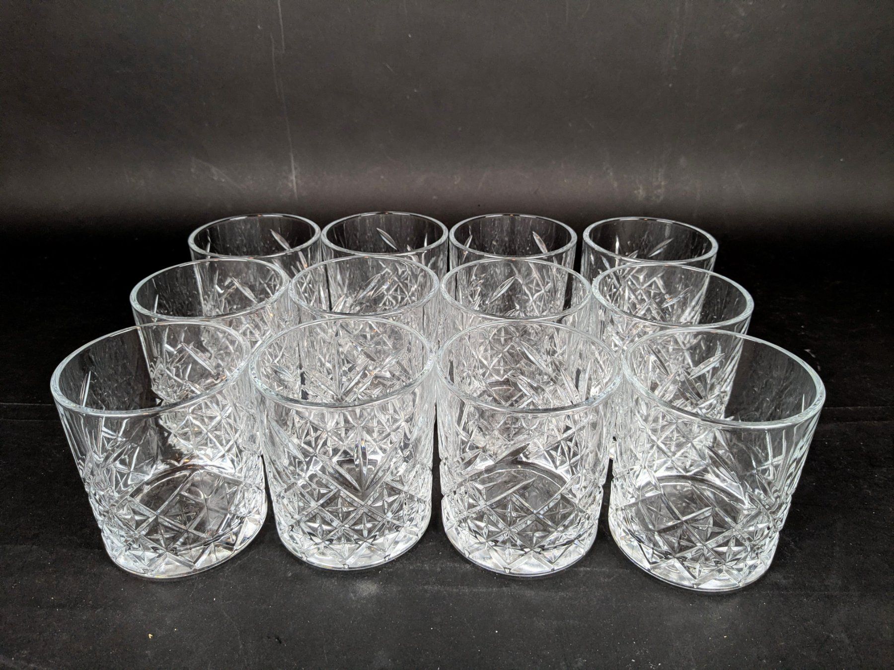 Gläser: PASABAHCE 12er Set Timeless Whiskygläser – Gebraucht aus Thun von Restwert_Thun 4