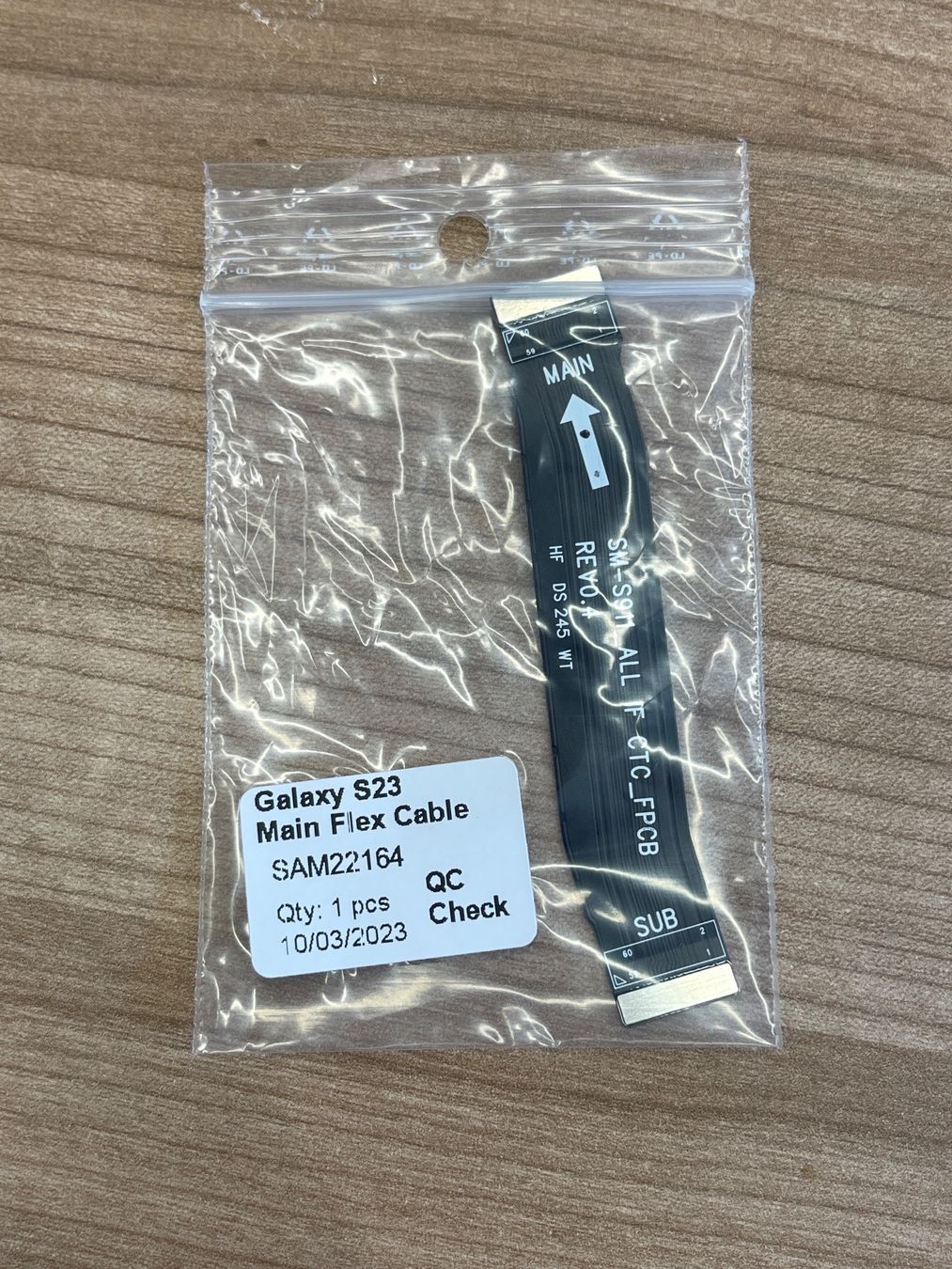 Samsung Cavi: Samsung Galaxy S23 Main flex Cable – Nuovo e nell'imballaggio originale da bern venduto da reptechnic