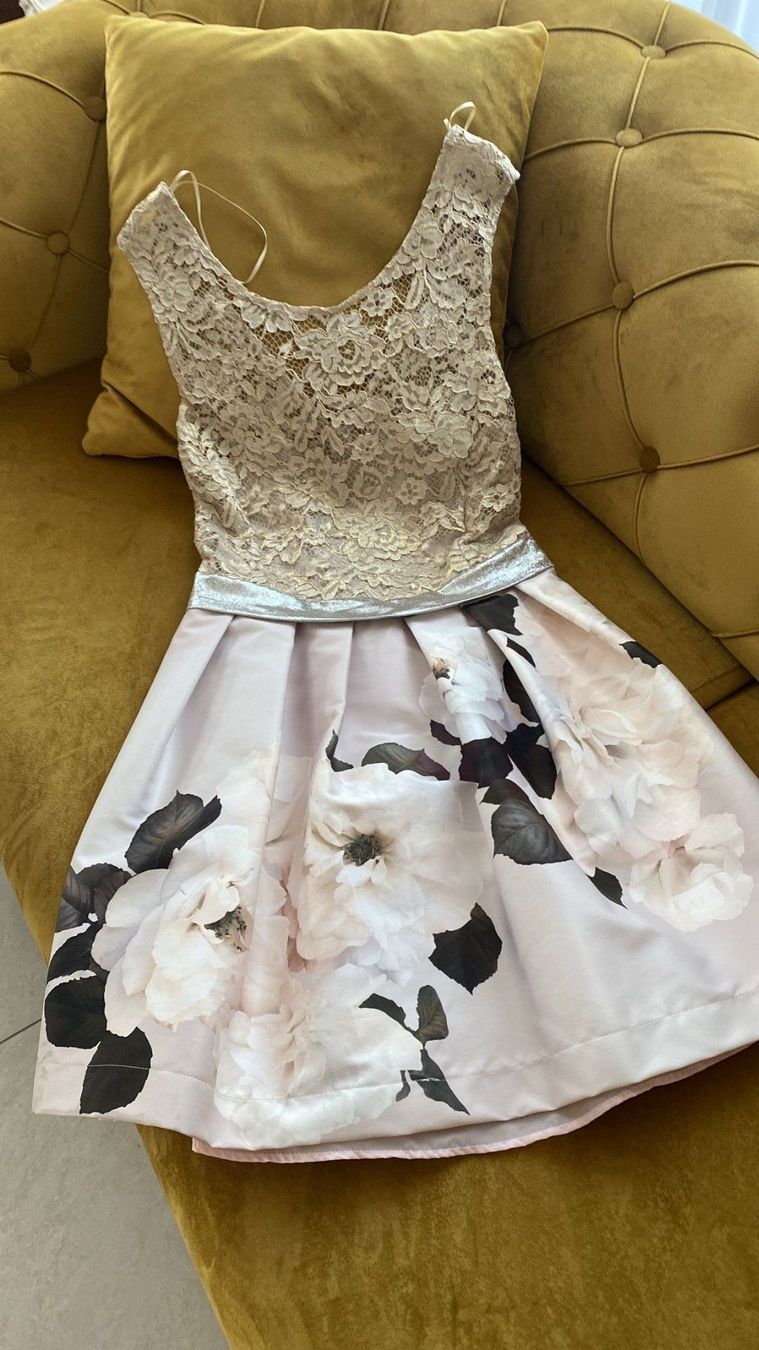 Kleider: Kleid, Gr. L, von RINASCIMENTO – Gebraucht aus Dagmersellen von sheli17