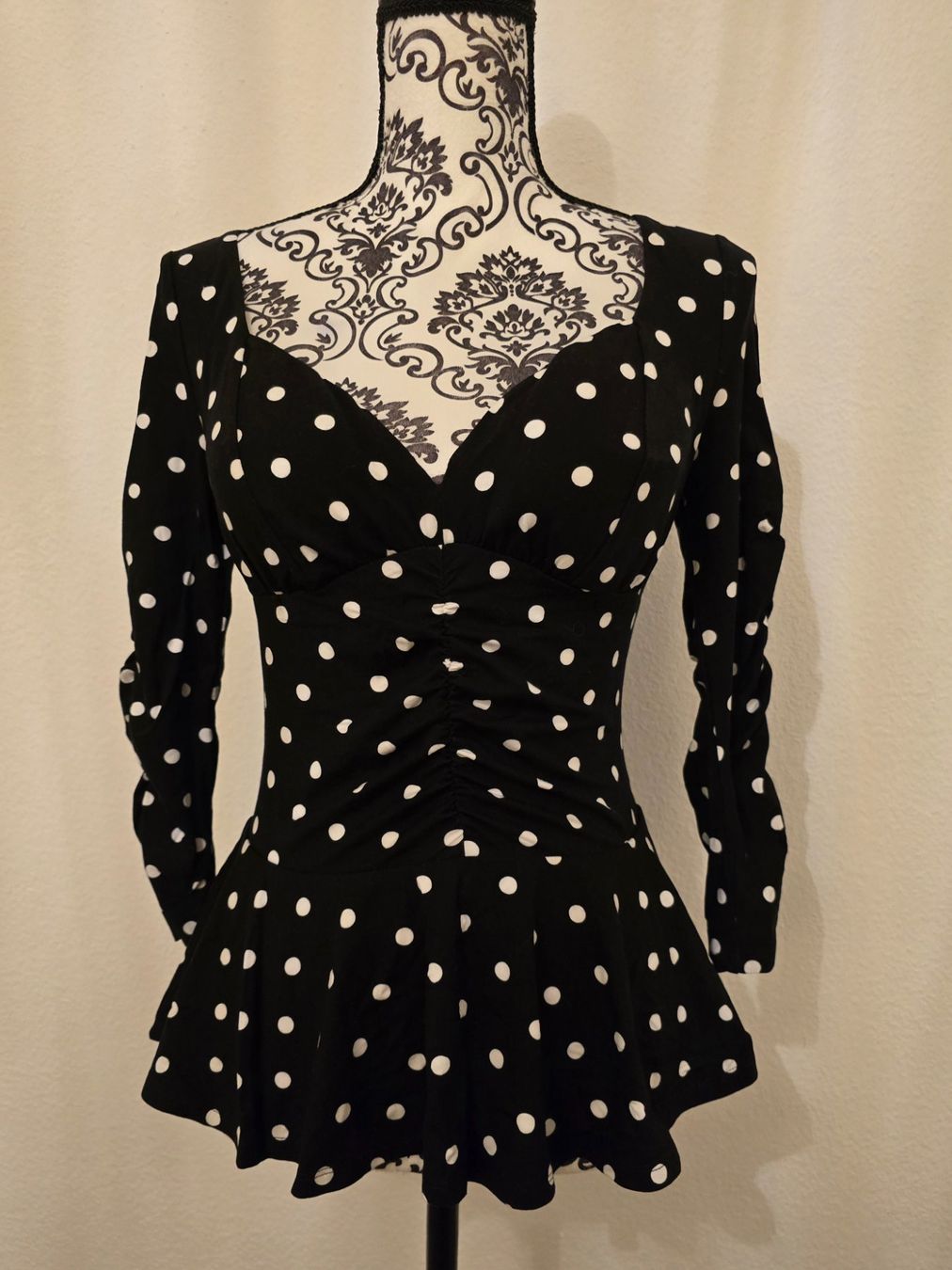 Guess Top: Top à pois Guess neuf – Nuovo e nell'imballaggio originale da Genève venduto da cec_d6pg