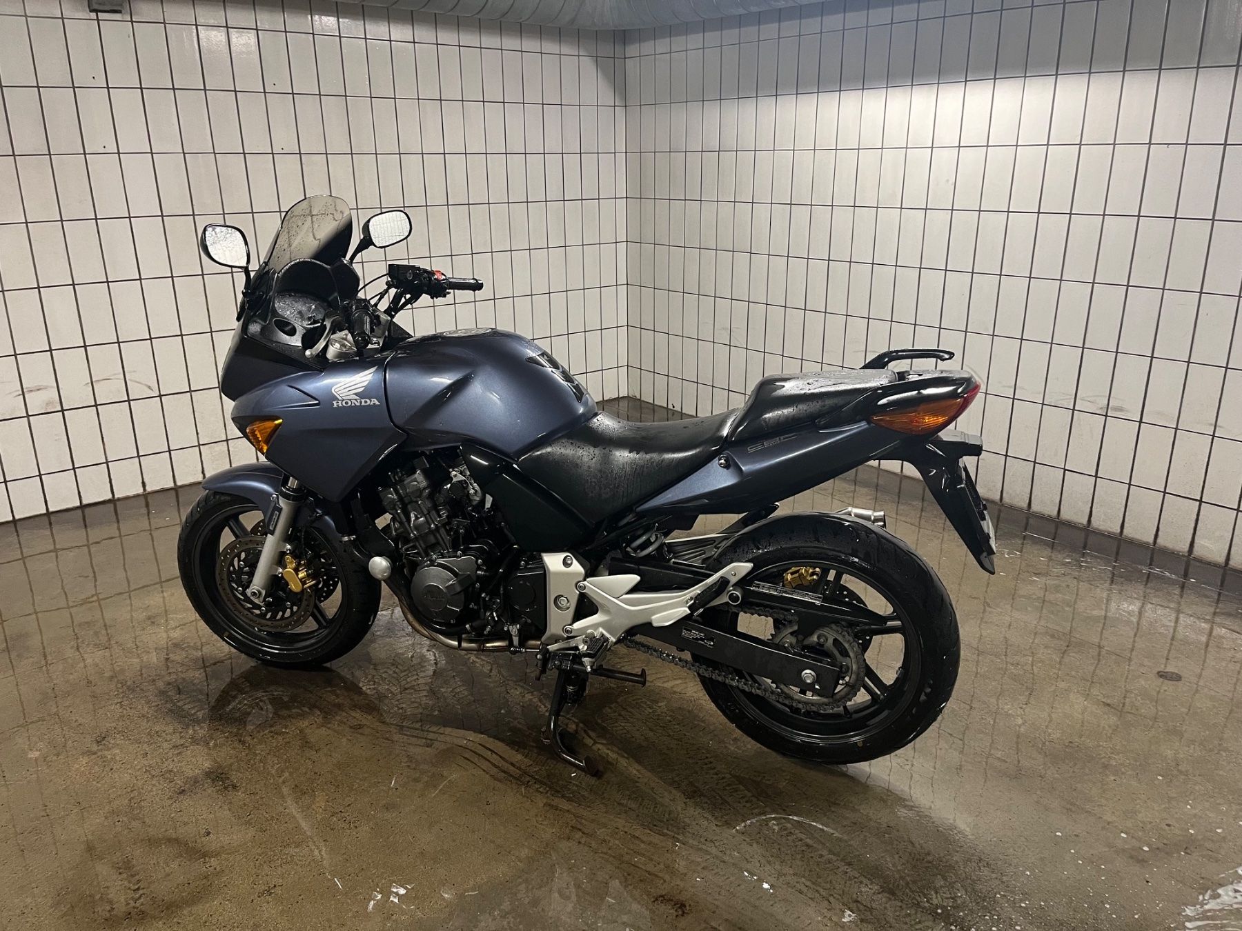 Honda Strada: Zu verkaufen Honda CBF600SA – Usato da Rheinfelden venduto da Rrene57