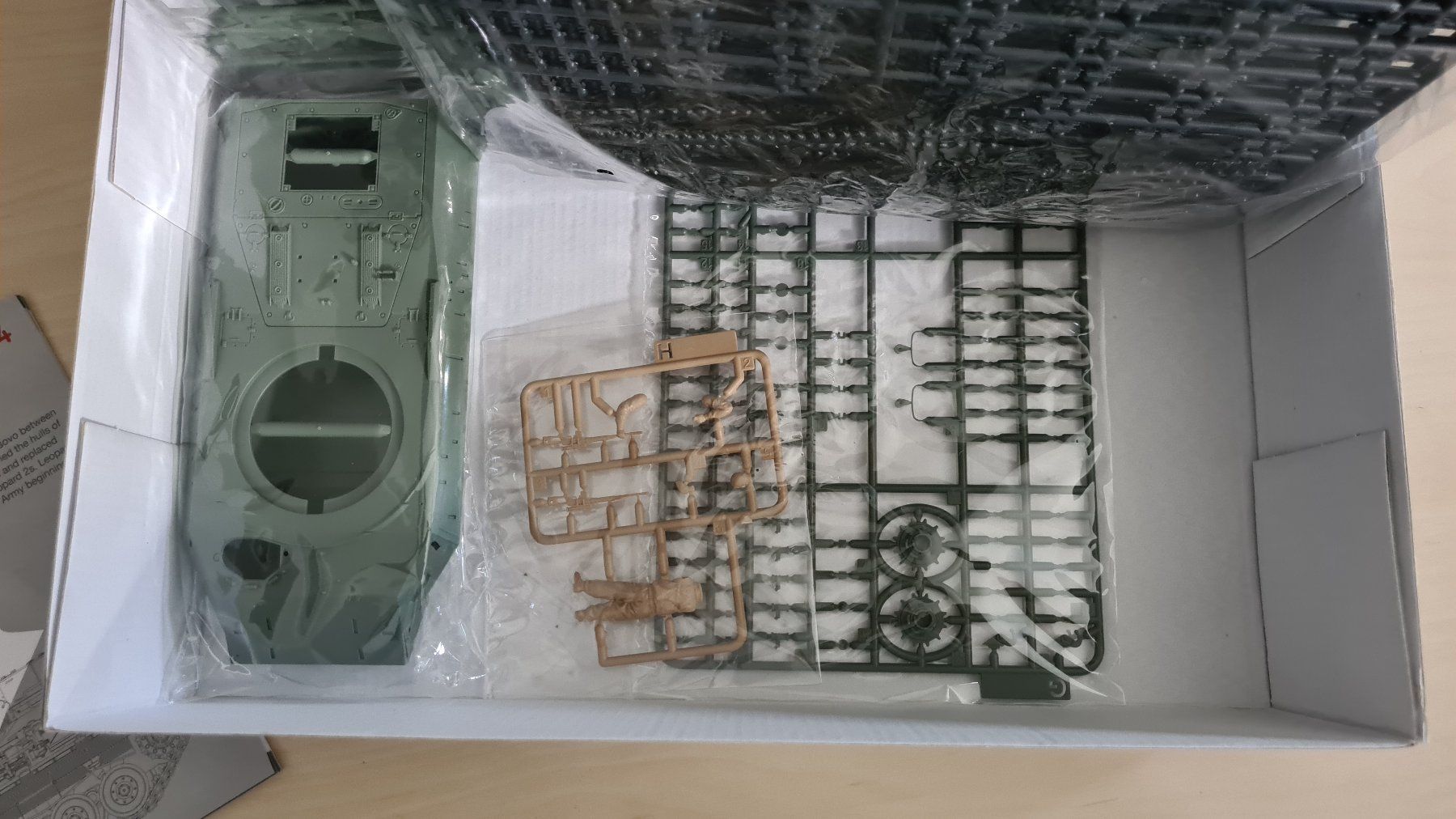 Kit di modellismo & Modellini statici: 1:35 Leopard 1A5/C2 - 2 in 1 - Takom 2004 – Nuovo (secondo la descrizione) da Bassersdorf venduto da jackbmw 8