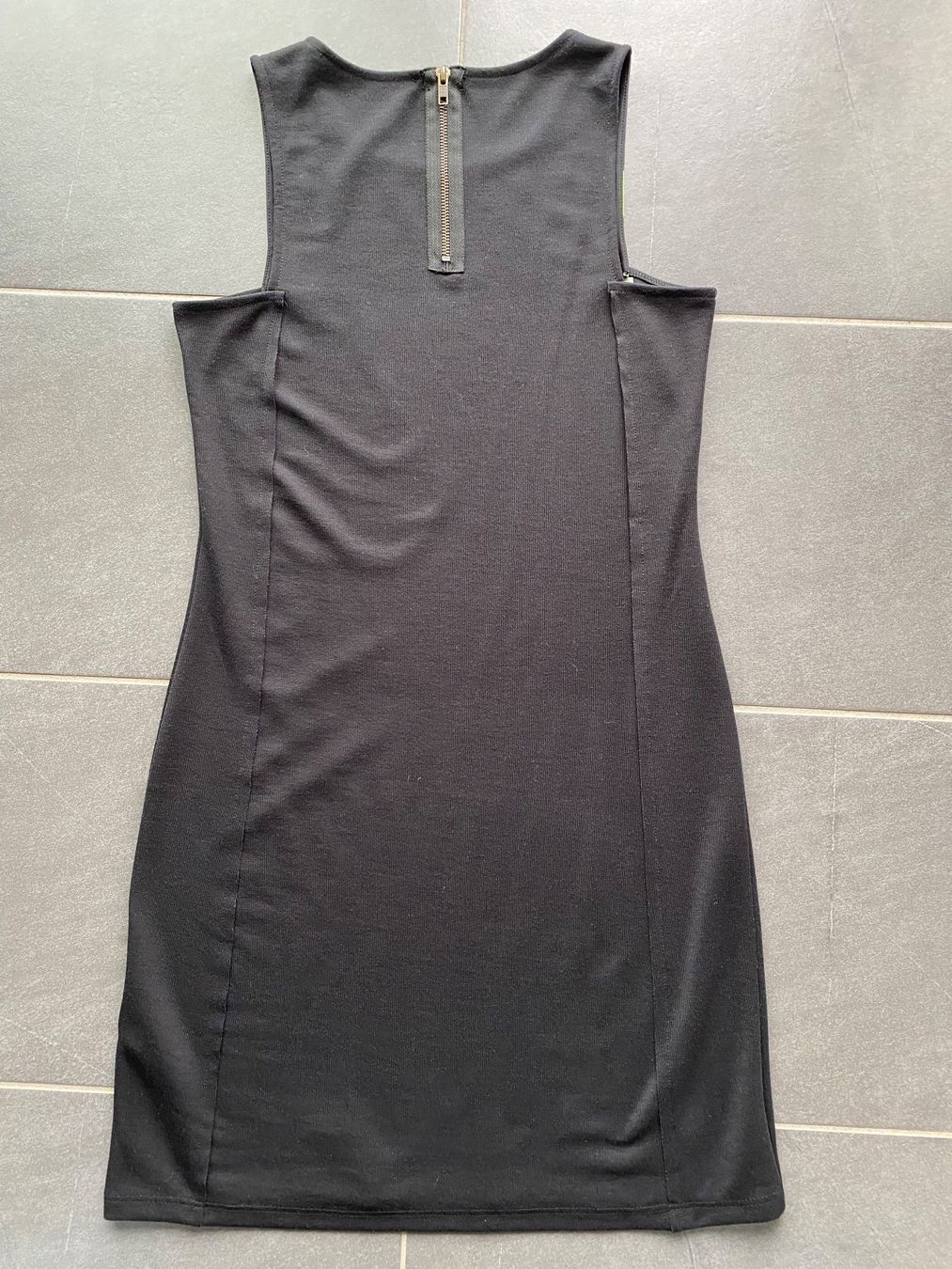 Desigual Vestiti: wunderschönes Kleid DESIGUAL Gr.M ***NEU*** – Nuovo (secondo la descrizione) da Wallenried venduto da Asyano 4