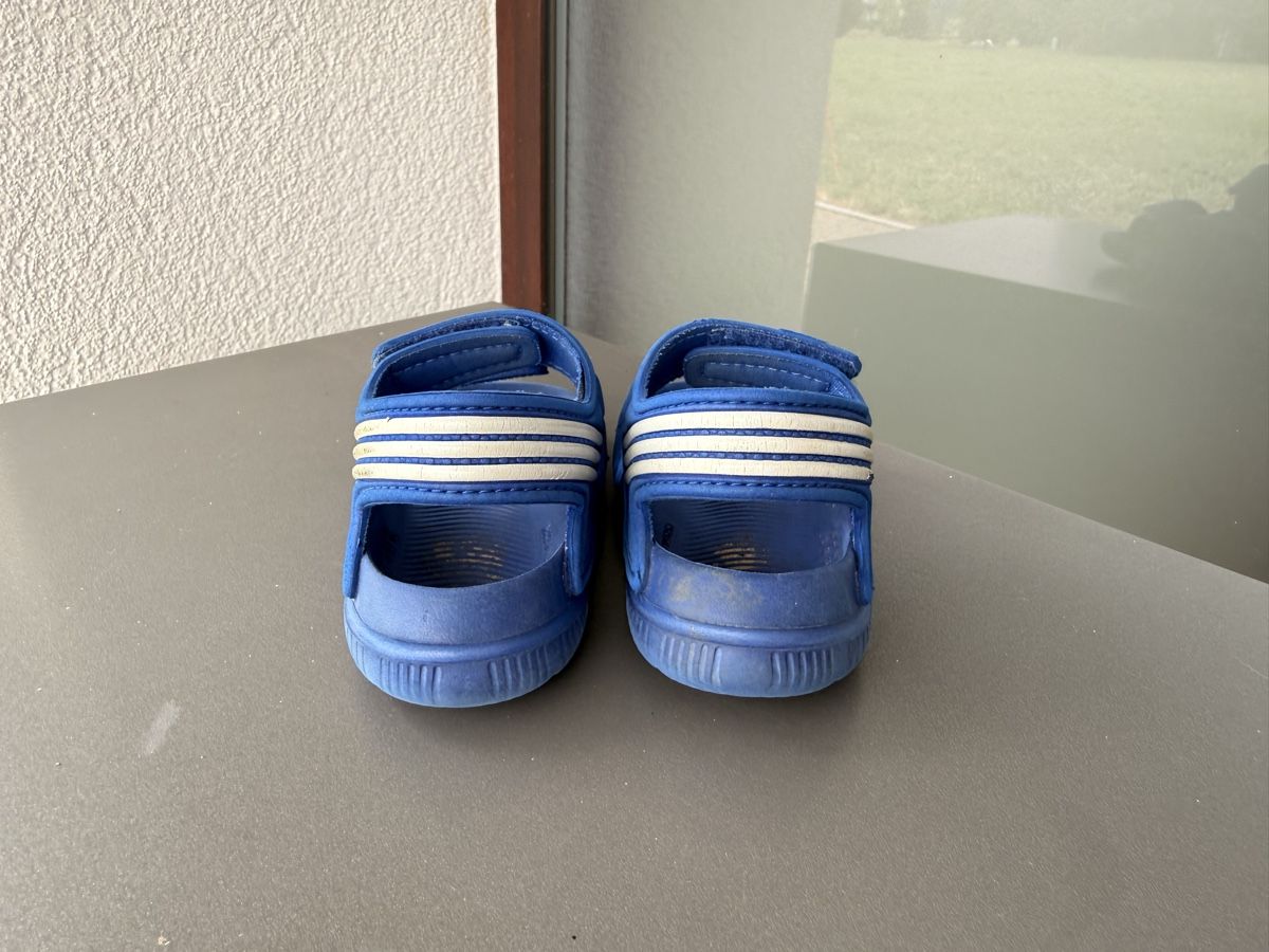 Scarpe per ragazzi: Adidas Boys Sandals Size 21 – Usato da Diessenhofen venduto da mar_8cyl 2