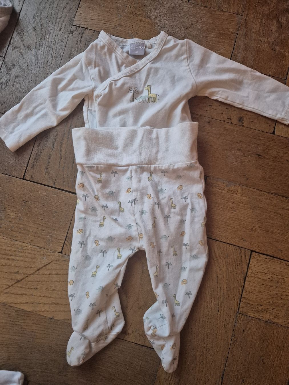 Lotti & Set di vestiti: grosses Kleiderpaket Gr 62 mit süssen Sets/Basics – Usato da Zürich venduto da taisli1 6