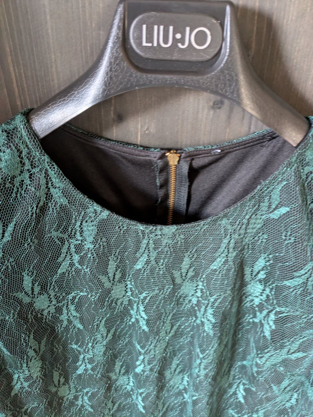 Liu Jo Top: Haut en dentelle vert Liu Jo taille 38 – Usato da Pringy venduto da Antic_Alpina 1