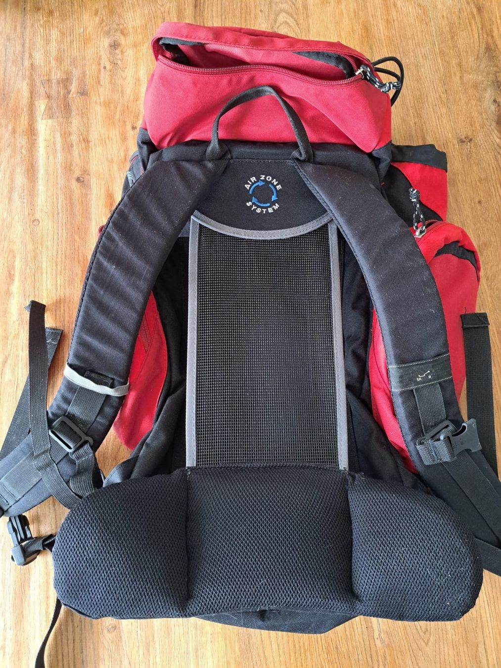 Salewa Zaini: Salewa Shantou II 28 l Rucksack – Usato da Wolfhausen venduto da Dragons01 2