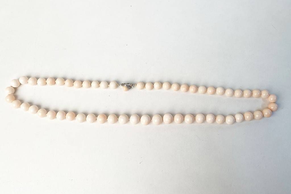Perle (finte): Engelshaut Korallen Perlenkette – Usato da Ballwil venduto da ClassicGallery 2