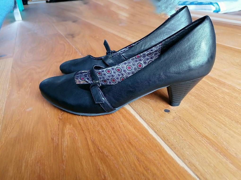 Scarpe da donna: Pumps Gr. 41 – Usato da Heiligenschwendi venduto da gis_77vf 3