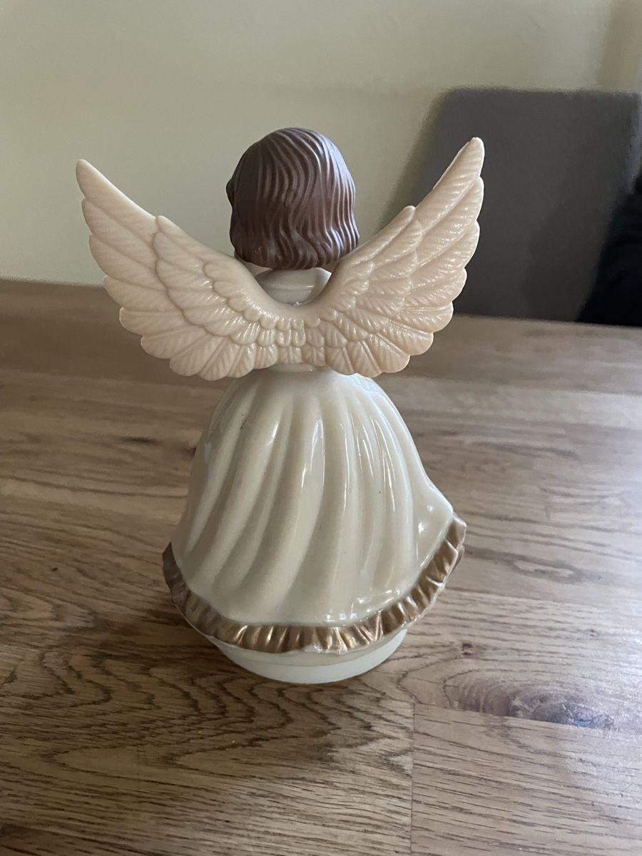 Figurines: Alter Engel mit Musik – D'occasion à Flawil par Naphtali 2