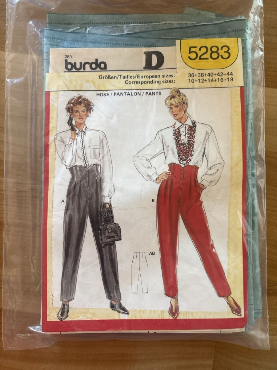 Cartamodelli: Schnittmuster für Damen Hose – Usato da Rümlang venduto da euqinom16