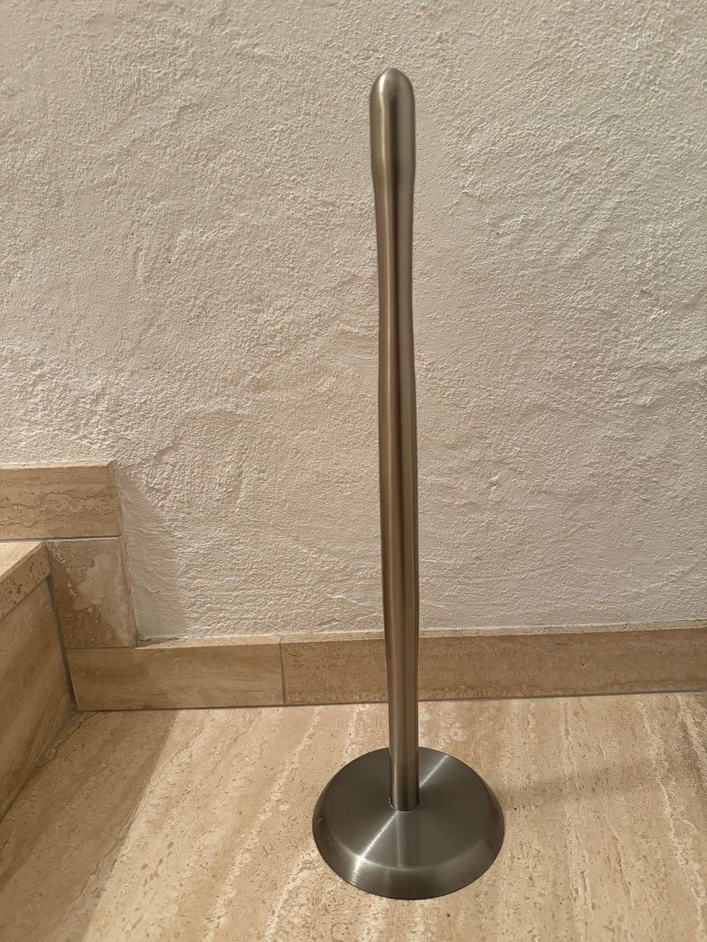 Altri accessori per il bagno: Schöner Toilettenpapierhalter / WC-Rollenhalter – Nuovo (secondo la descrizione) da Oetwil an der Limmat venduto da Prinzaessli123