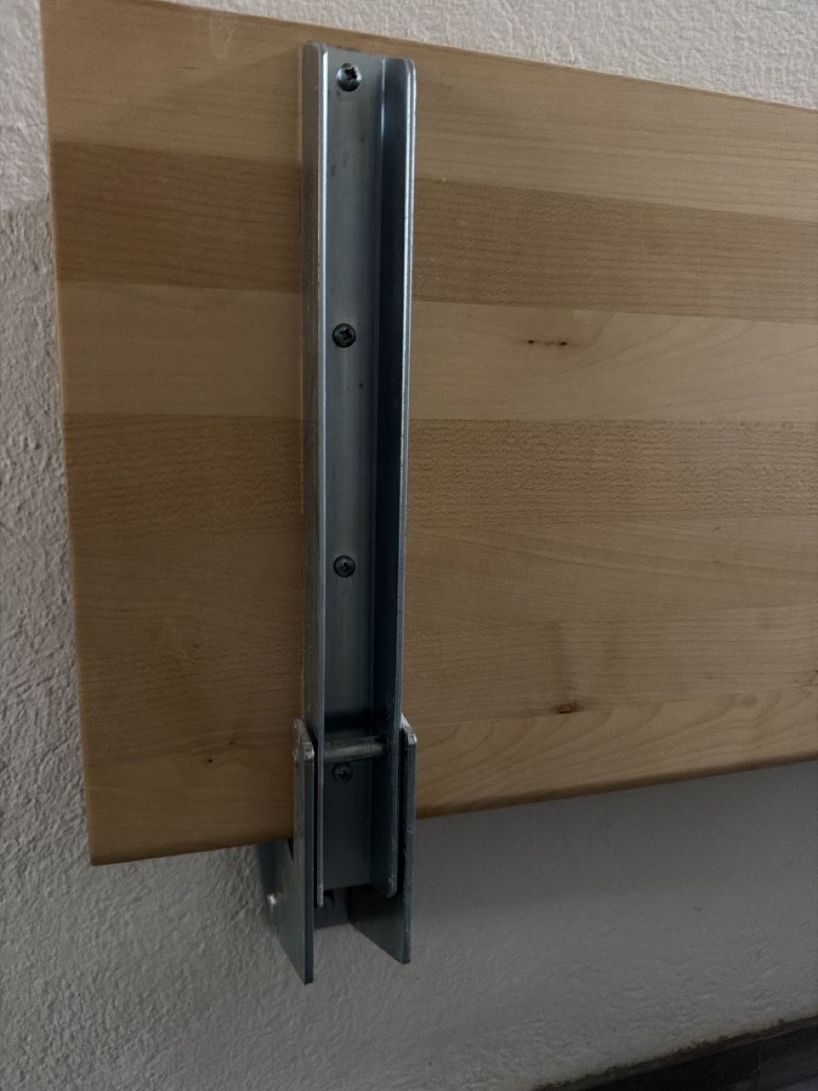 Panchine: Klapp Sitz oder Tisch  Wandmontage Holz massiv – Usato da Zürich venduto da joyfulgrace 3