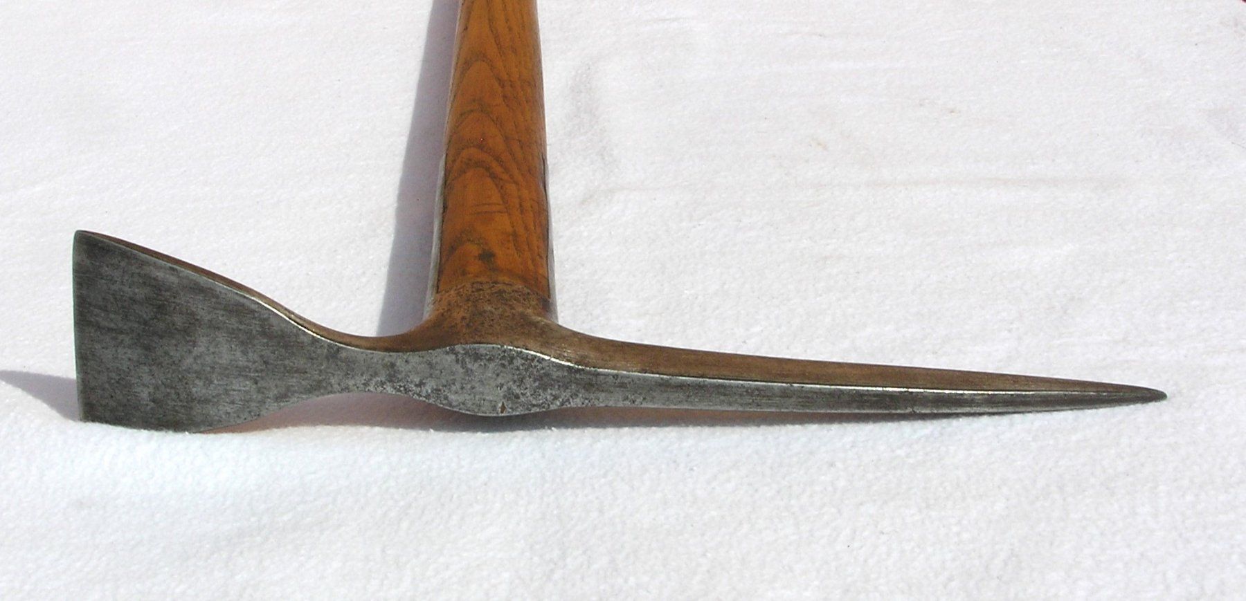 Kletterausrüstungen: TH. BIÖRNSTAD & CO. BERN EISPICKEL PIOLET GLETSCHERPICKEL – Gebraucht aus Grenchen von Antique-hunter 3