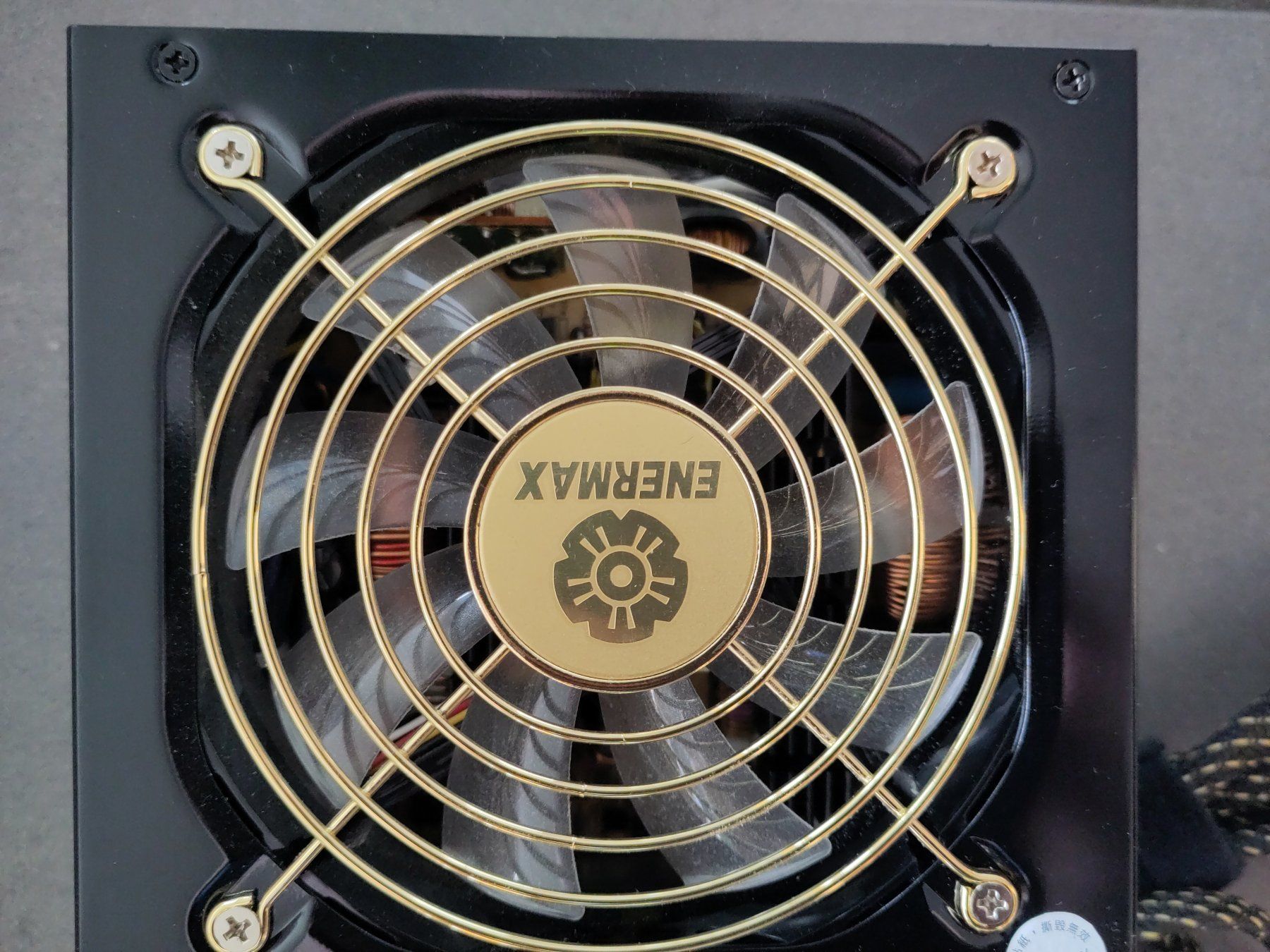 Composants électroniques: Netzteil ENERMAX PRO 82+ 385W ATX gebraucht – D'occasion à Untersiggenthal par marmatch 2