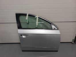 VW Passat  B6 Front Left Door (Silver)