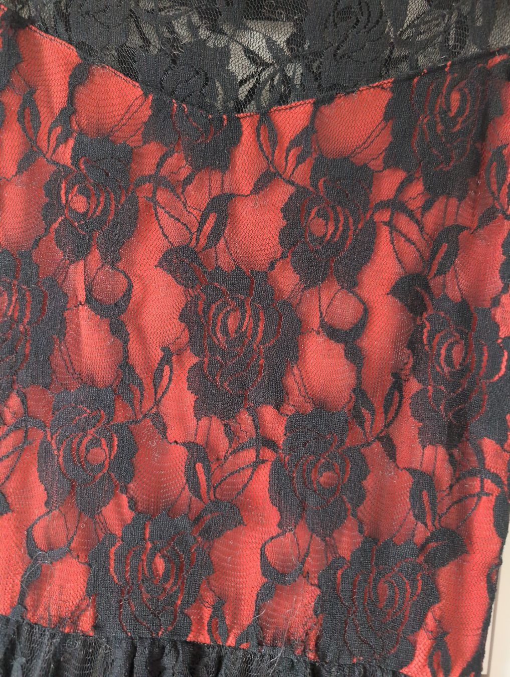 Vestiti: Schwarz-Rotes Kleid mit Spitze Gr. M – Nuovo (secondo la descrizione) da Alberswil venduto da __colafroeschli__ 2