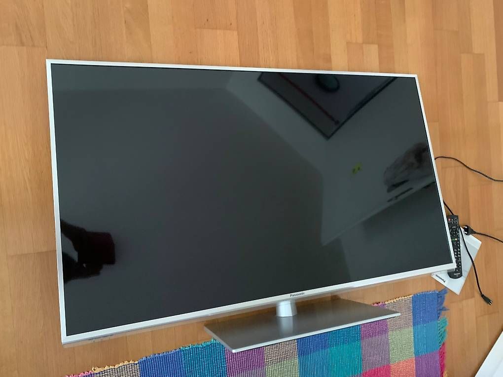 Panasonic Televisori: Fernseher Panasonic – Usato da Bülach venduto da schoggimartini