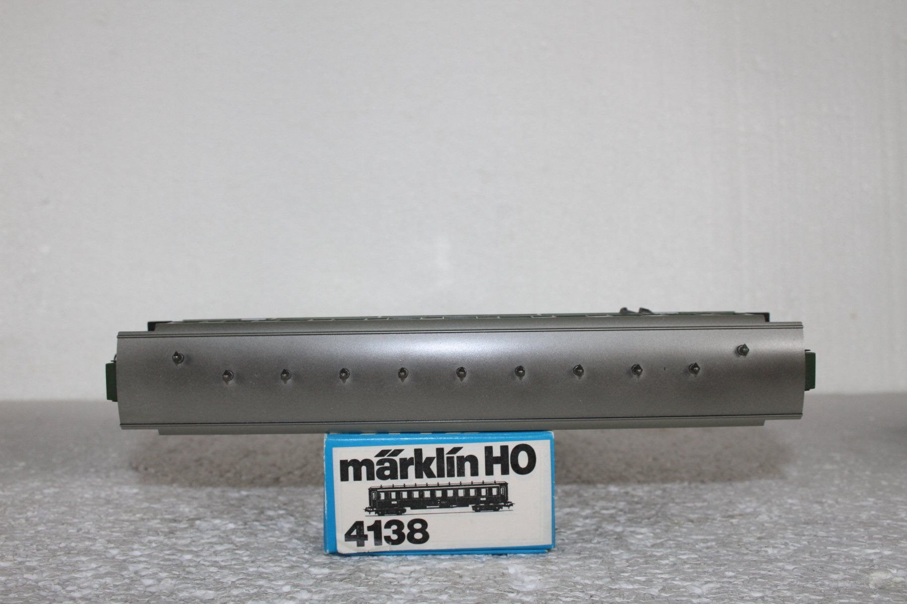Märklin Modelleisenbahnen: Märklin 4138 SBB 3.Kl. Personenwagen Oldtimer – Gebraucht aus Triesen von gleis8 7