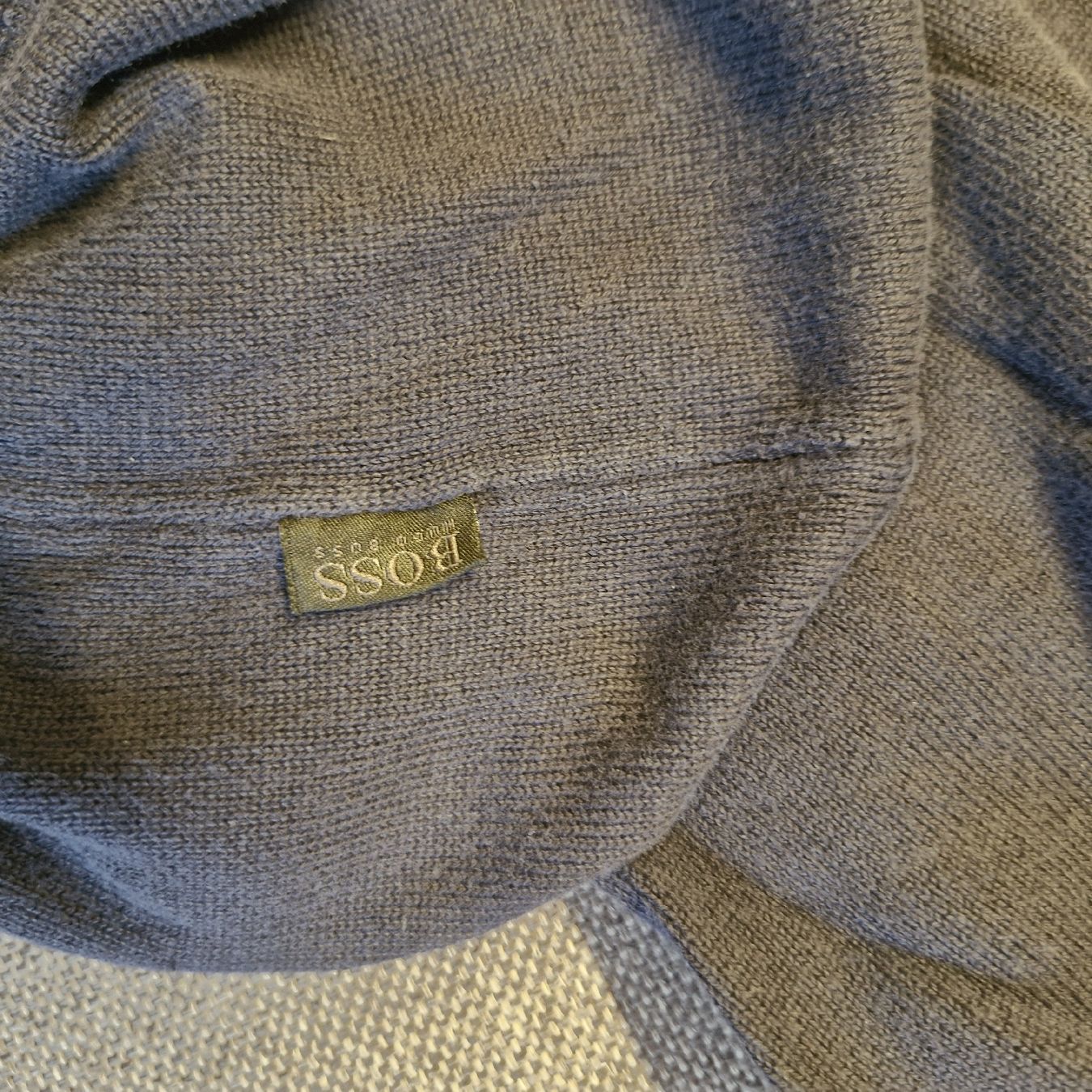 Hugo Boss Pullover & Sweatshirts: Hugo Boss Pullover Dunkelblau • XXL – Gebraucht aus Forch von nadinepalermo 4