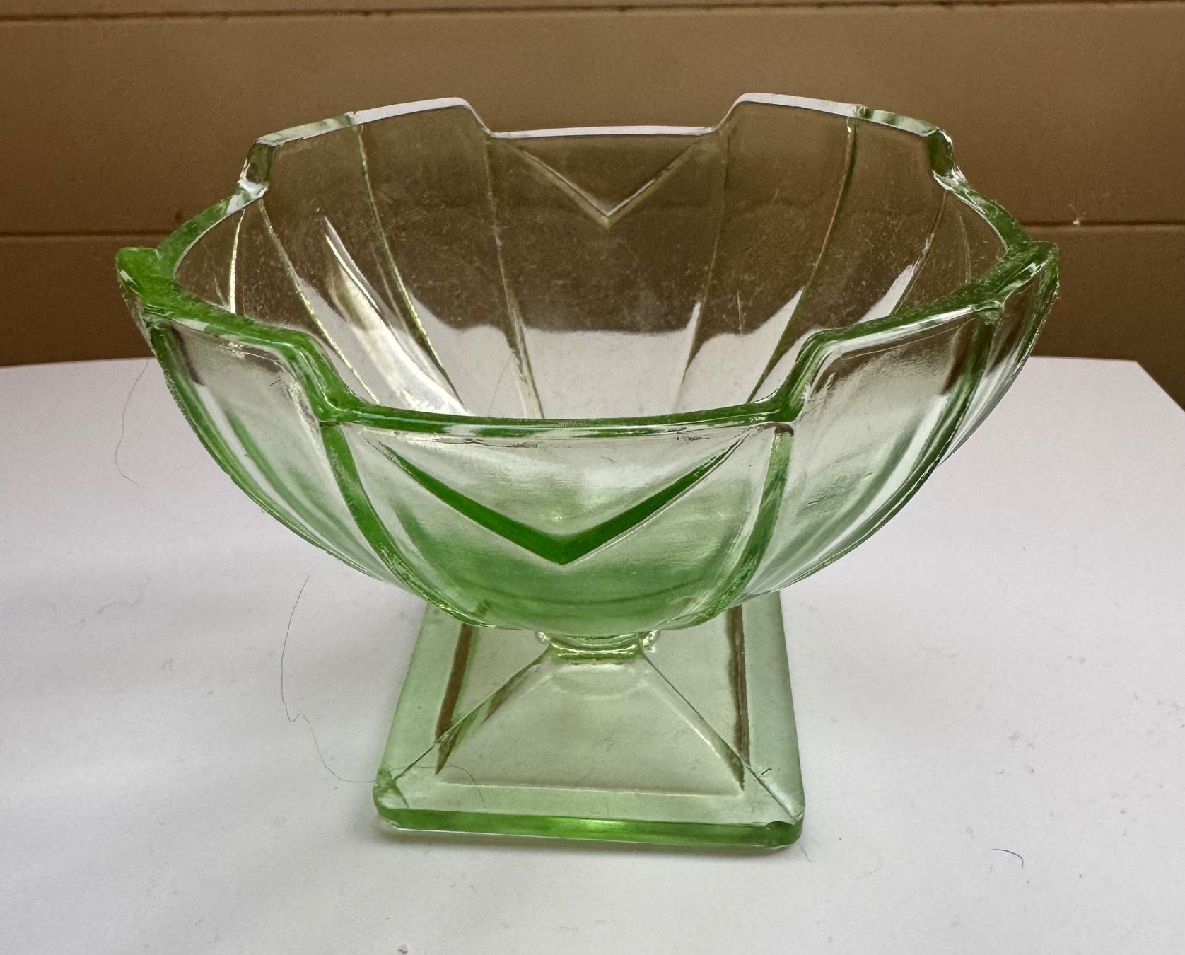 Bicchieri: Art Deco Schälchen grün Glas – Usato da Grabs venduto da Barbstucky 1