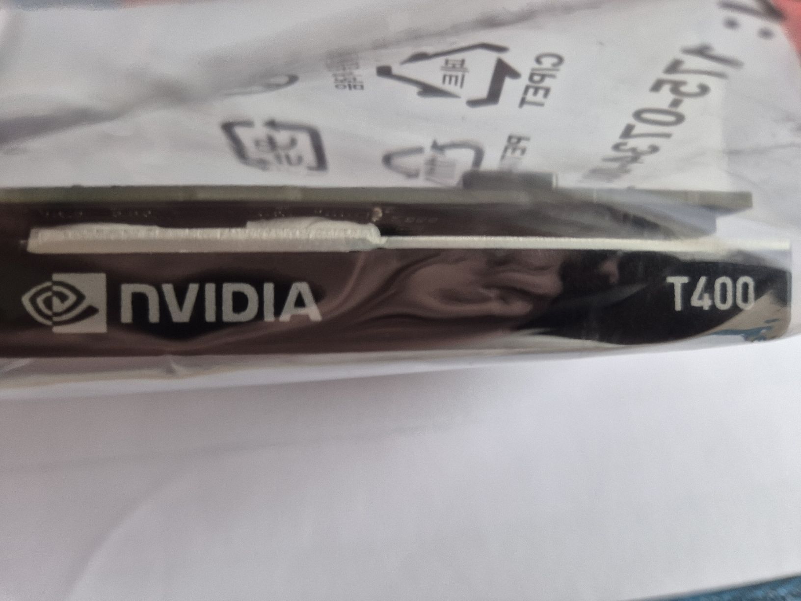 Nvidia Grafikkarten: NVIDIA P400 4GB – Neu und originalverpackt aus Brügg BE von pittbull80 4