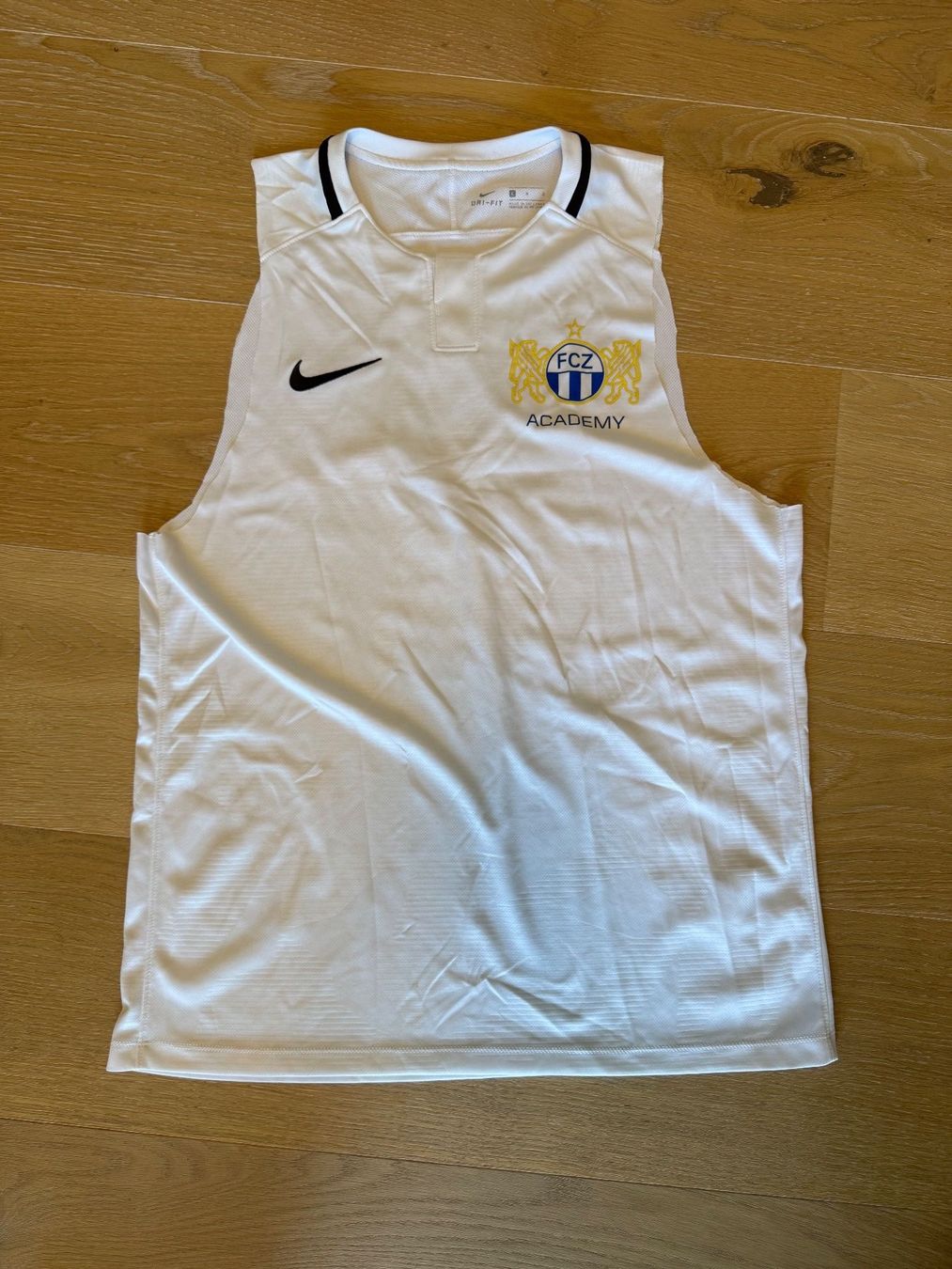 Nike Canottiere & Pantaloni: FCZ Academy Match shirt – Usato da Uerikon venduto da Petersli