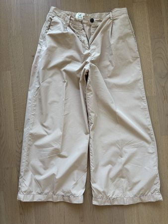 Myths Hose, beige, wie eine D38