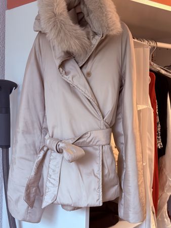 Max Mara Jacke. Wenig getragen wie Neu.