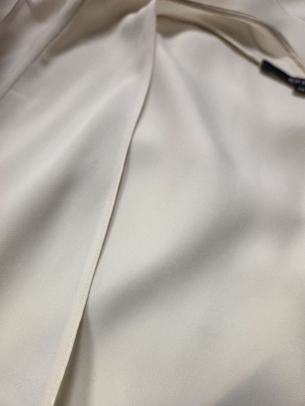 Gucci Camicette: Gucci Seiden Blouse – Usato da Zürich venduto da finesse.shop 6