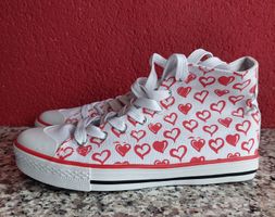Sneaker Herz NEU #39