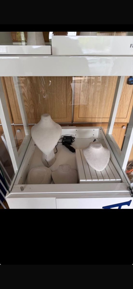 Vetrine: Verkaufs Vitrine – Usato da Frauenfeld venduto da liberthy 4