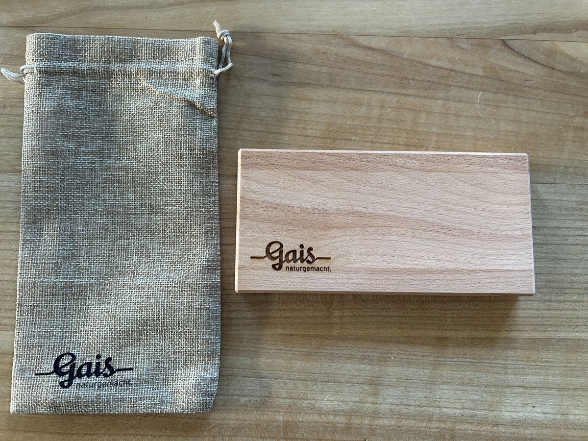 Coltelli da cucina: Käsemesserli mit Holzbrett - Neu – Nuovo e nell'imballaggio originale da Gais venduto da milou091