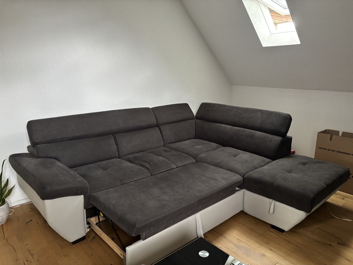 Conforama Divani: Ecksofa mit Schlaffunktion & Stauraum , gut erhalten – Usato da Biel/Bienne venduto da nig_j8st 2