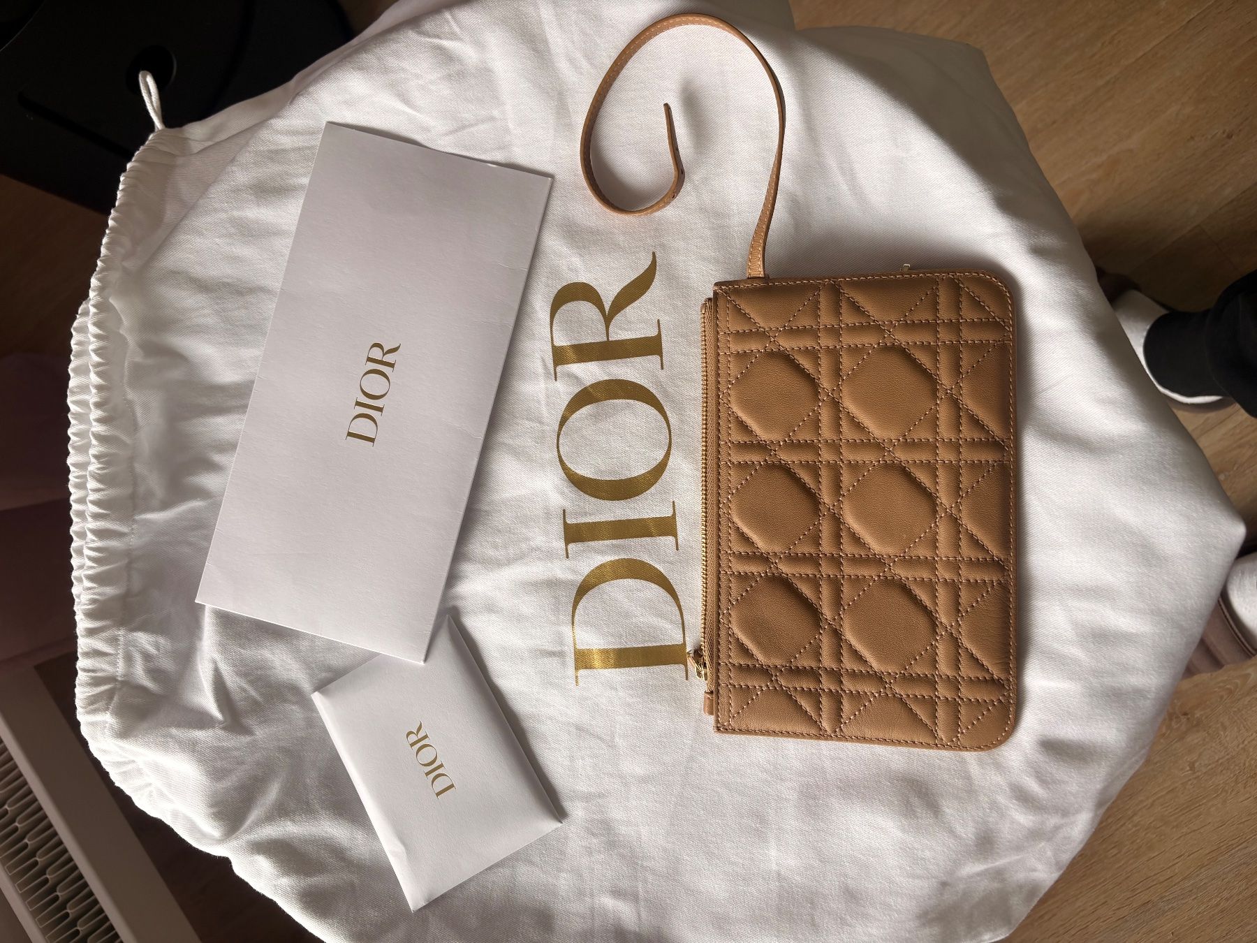 Dior Borse da donna: Dior Toujours in Camel – Usato da Wallisellen venduto da Bbaebel 7