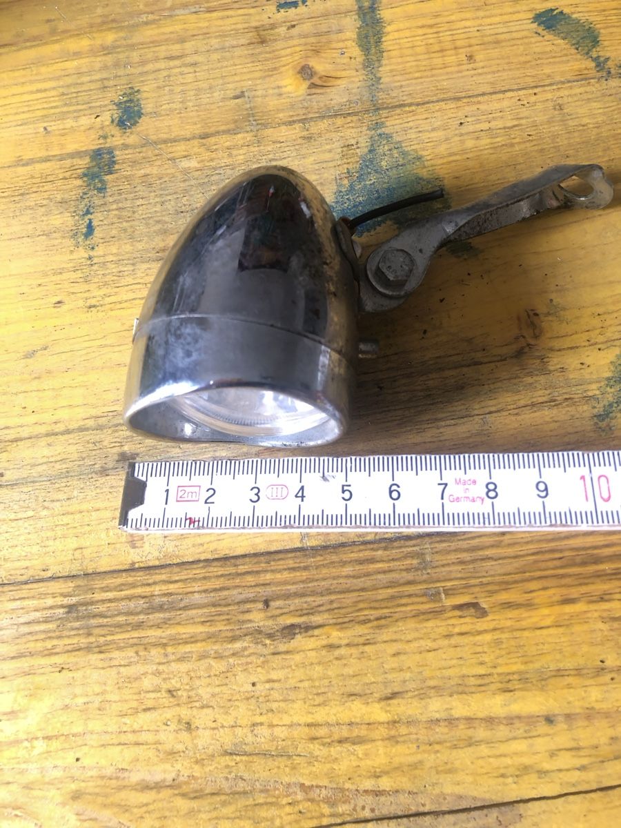 Ersatzteile: Fahrradlampe – Gebraucht aus Riehen von Love-and-Peace
