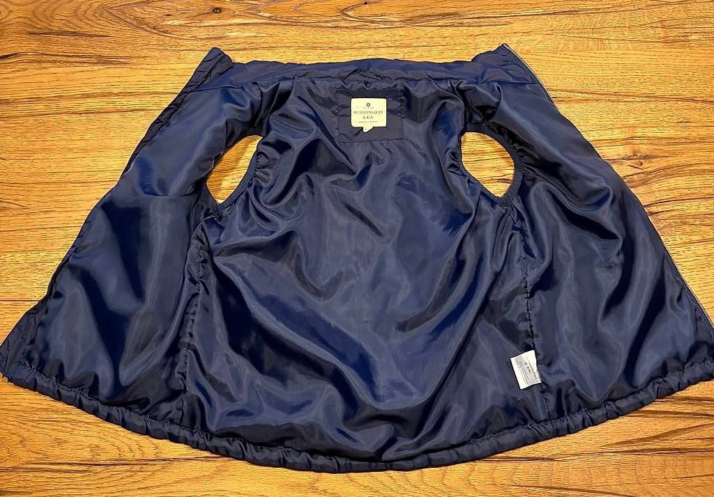 Gilets & Westen: Schöne Weste/Gilet  – Neu und originalverpackt aus Buttwil von fne_dg7x 1