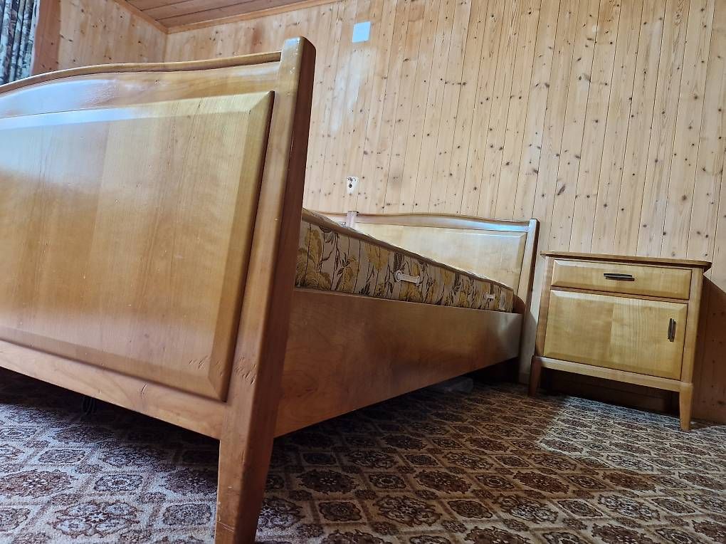 Letti: Doppelbett + Nachttische – Usato da Grindelwald venduto da jana2094 3
