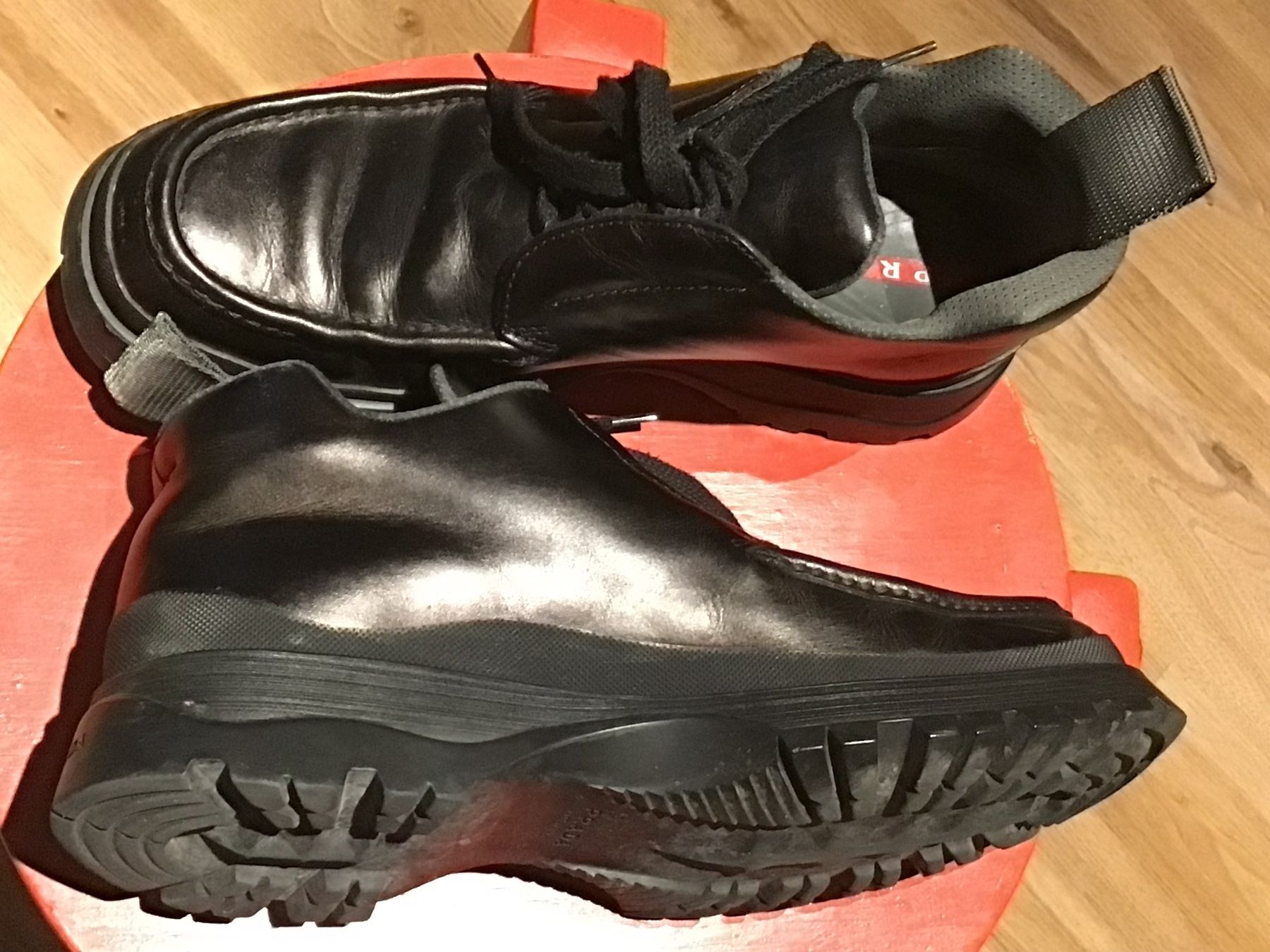 Prada Scarpe da uomo: Chaussures PRADA 43 1/2 à saisir ! – Usato da Matran venduto da bellzag 4