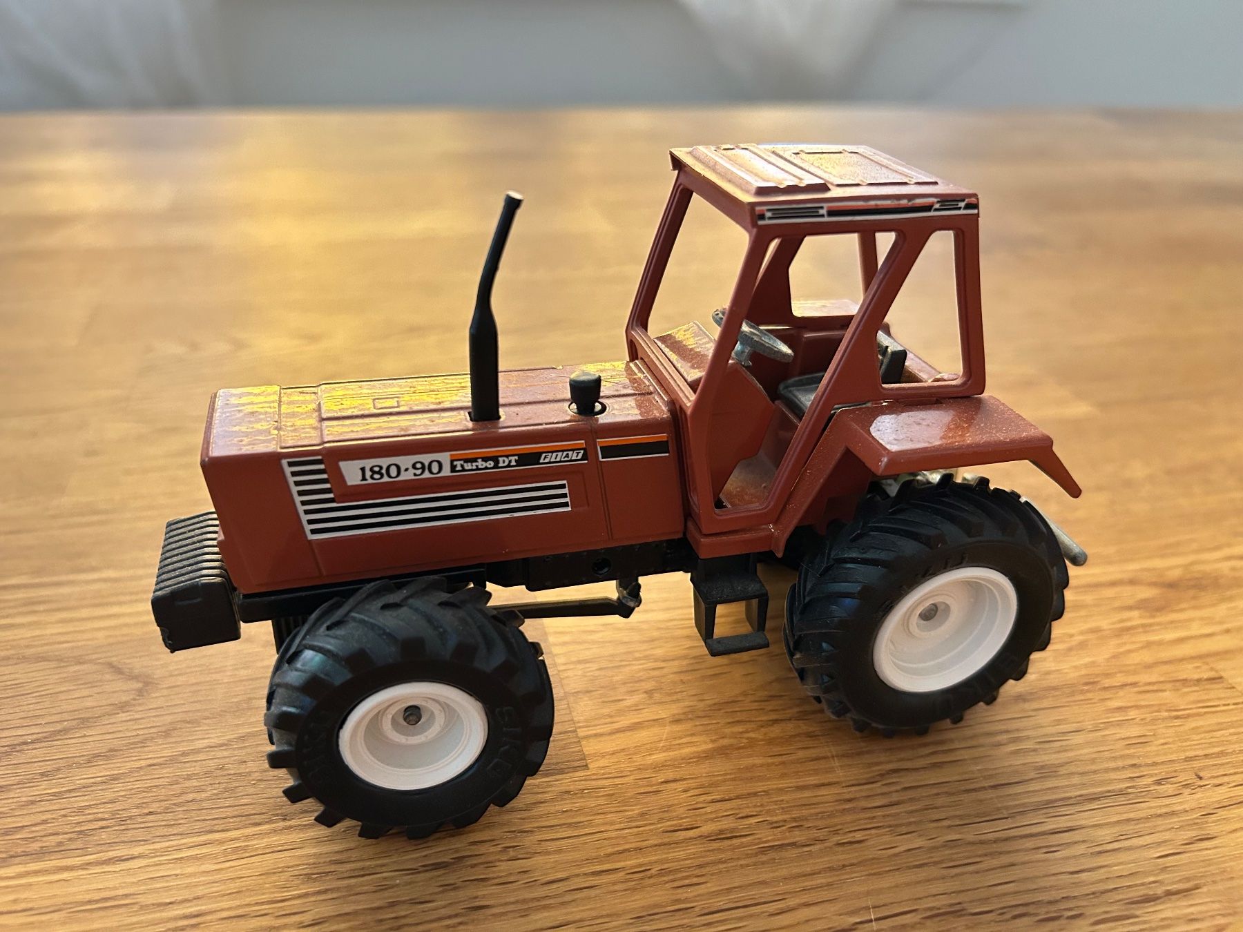 Siku Kit di modellismo & Modellini statici: Siku Fiat Traktor vintage – Usato da Aesch BL venduto da aligator010 1