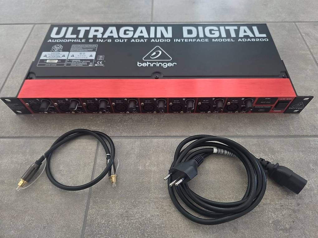 Behringer Amplificatori: Behringer Digital ADA8200 Ultragain – Usato da Inkwil venduto da Tinolino71